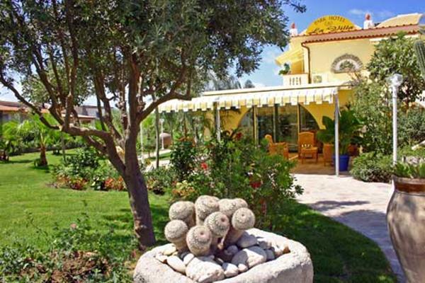 Park Hotel La Villa Forio di Ischia 外观 照片